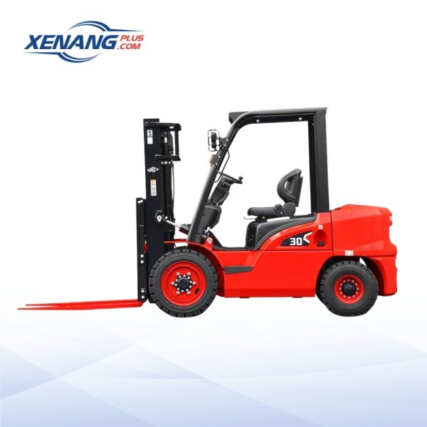 xe nâng dầu 3 tấn