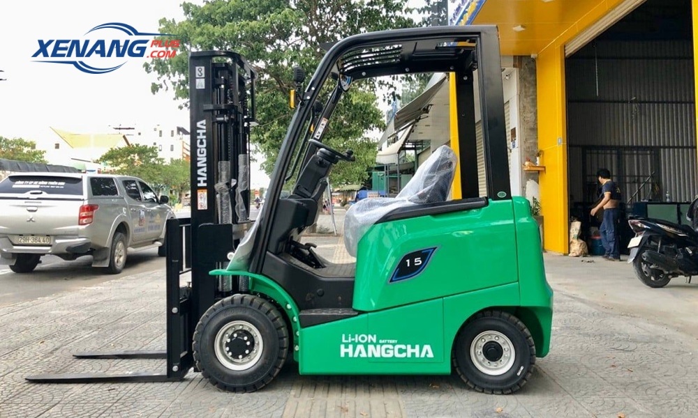 Ưu thế của xe nâng điện 1.5 tấn là cấu hình pin linh hoạt và chi phí đầu tư tối ưu