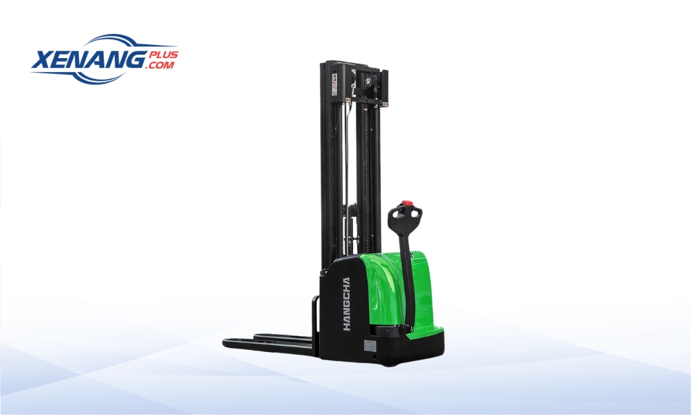 Xe nâng điện đứng lái 1,5 tấn vận hành linh hoạt trong nhiều môi trường làm việc