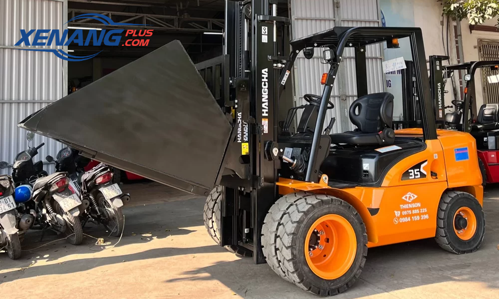 Xe nâng xúc lật (Xe nâng gầu xúc)