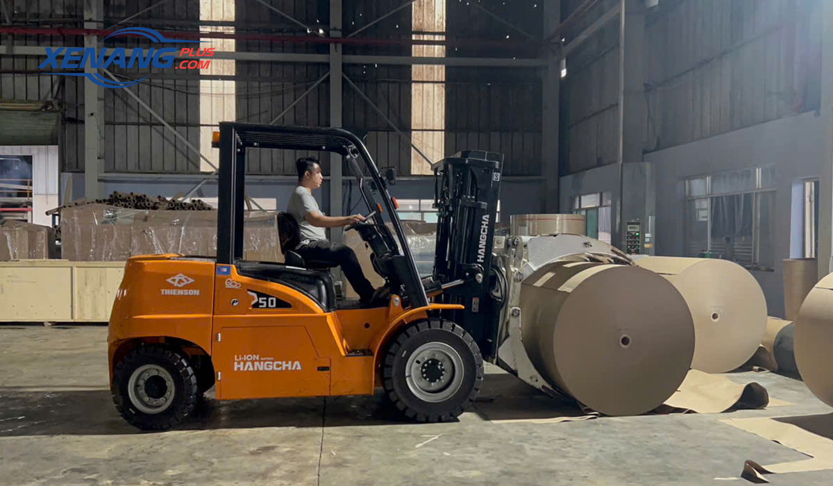 Ứng dụng thực tế của xe nâng điện 5 tấn Hangcha