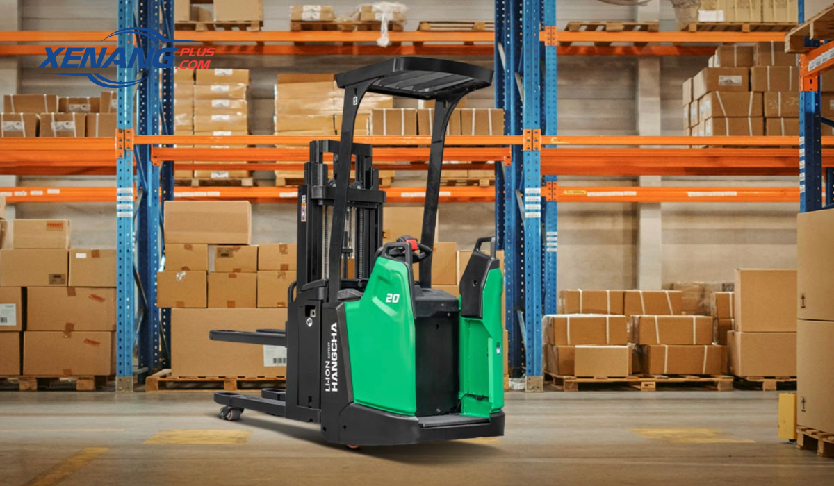 Mua xe nâng điện đứng lái 2 tấn tại XenangPlus