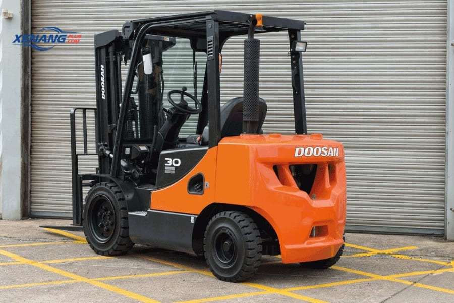 Xe nâng Doosan