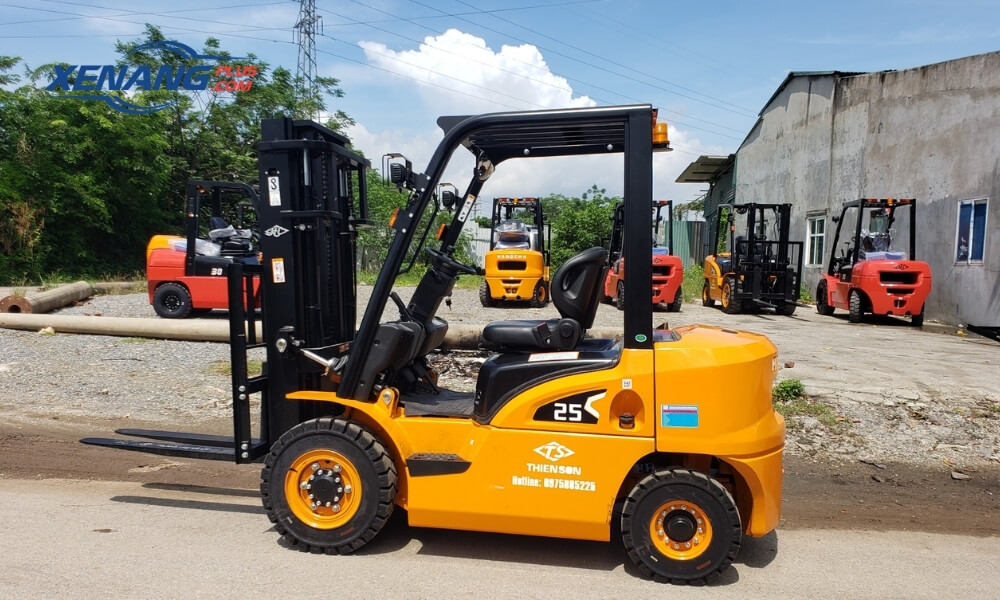 Xe nâng điện được sử dụng nhiều trong kho sạch và nhà máy FDI tại Bắc Giang