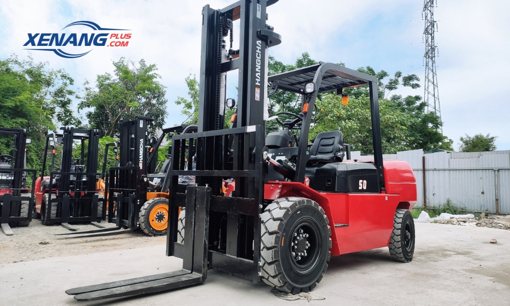 Kiểm tra kỹ tình trạng xe và đơn vị cho thuê để hạn chế rủi ro trong quá trình sử dụng xe nâng