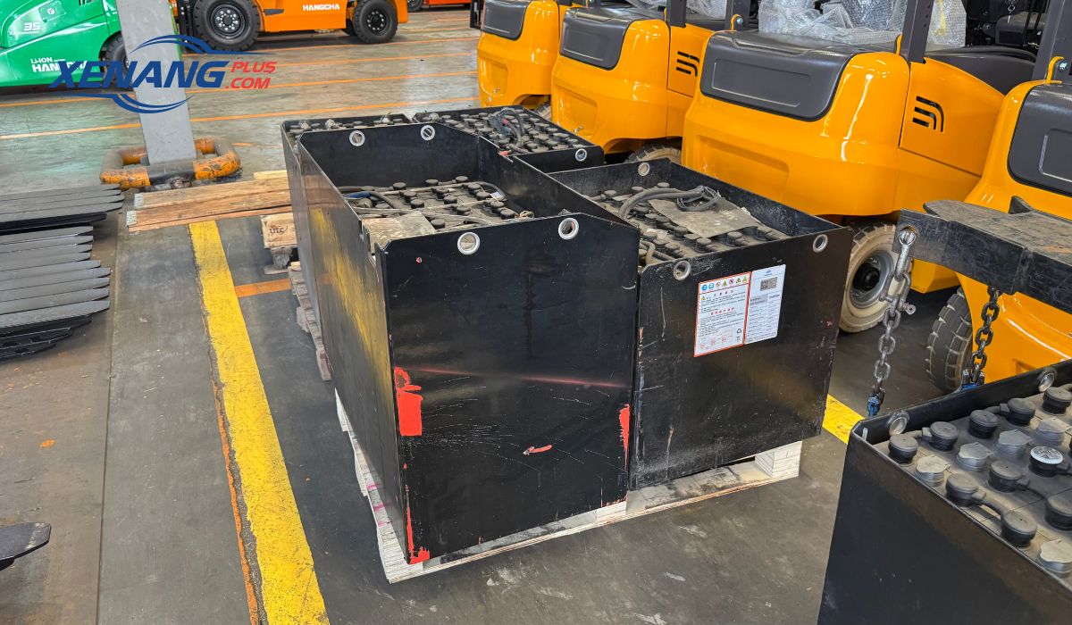 Cần đảm bảo tối đa các nguyên tắc an toàn khi phục hồi bình điện xe nâng