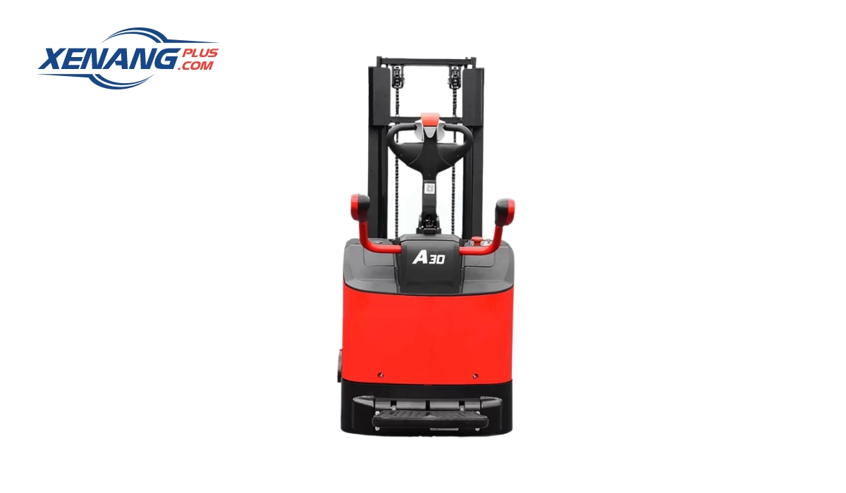Xe nâng tay cao 3 tấn lithium-ion có khả năng nâng hạ ổn định trong nhiều giờ