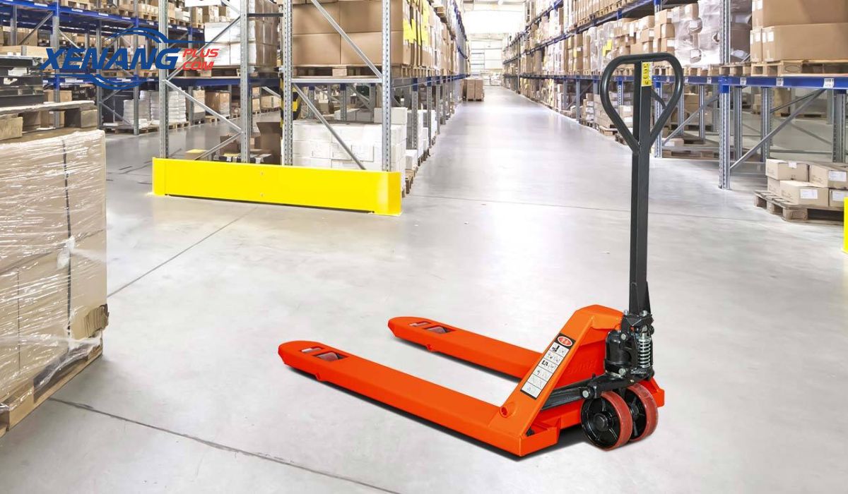 Kiểm định xe nâng tay phải tuân thủ theo một số tiêu chuẩn quốc gia